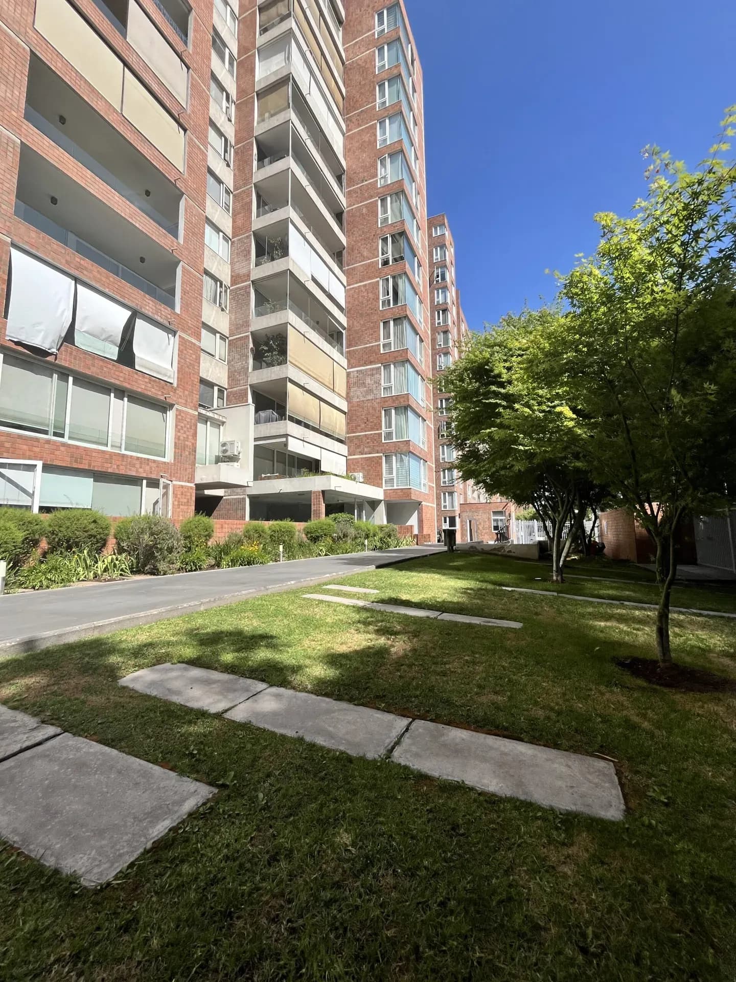 Departamento Amoblado. en Arriendo en Alto las Condes